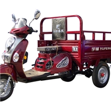 厂价直销时尚休闲款燃油助力三轮摩托车\宇锋三轮车