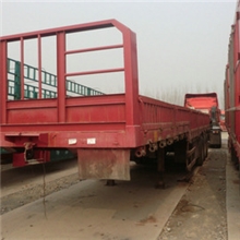 13T桥16吨刹车片60标载厢高地板标箱