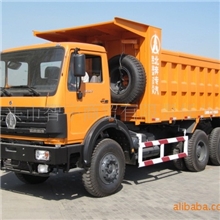 北奔重卡6X6全驱动自卸车