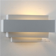 厂家供应现代简约卧室床头壁灯阳台个性创意欧式米兰灯具