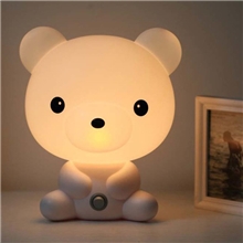 时尚创意聪明熊猫台灯卡通小熊台灯广告促销礼品儿童房间灯