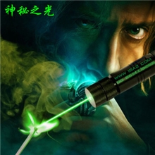 厂家直销3000MW绿光激光手电筒点火柴激光笔圣诞礼物指星笔