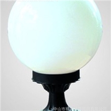 现货批发不易碎奶白圆球墙头灯防水围墙灯亚克力柱头灯花园草地灯