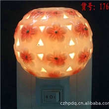 润宇陶瓷厂，陶瓷小夜灯厂家直销！支持款式混装！