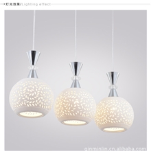 厂家热销陶瓷灯具简约家居照明室内外高档优雅时尚三头吊灯照明