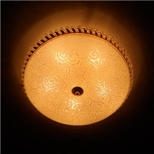 卧室吸顶灯厂家直销水晶灯具此款水晶灯维修简单易保养8601