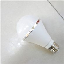 同宇LED压铸球泡灯(光面)灰/白球泡灯led灯具led球泡