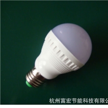 厂家直销led球泡灯led贴片灯泡led节能灯E27螺口5W高效90Lm/W