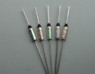 供应NEC-SF73E-SF240E保险丝自恢复保险丝贴片保险丝