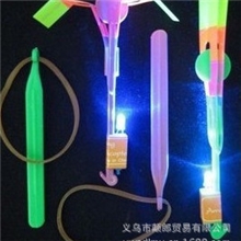 大号飞天仙子弹射闪光飞箭光飞天蘑菇飞剑仙子玩具批发发光玩具