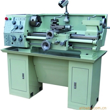 小型车床CJM320B