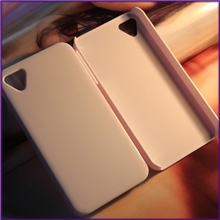 活动特价清货A级质量+精细模IPhone4/4s素材壳贴钻手机壳