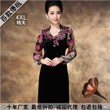 秋季连衣裙正品新款长袖欧美品牌韩国刺绣中老年大码长款女装S05