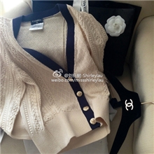 赤东莎莎13新小香奶白羊毛麻花秀气针织衫开衫外套批发女