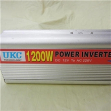 UKC1200W车载逆变器12V-220V车载电源逆变器