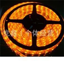 生产LED5050灯条单色彩色可选防水等级可定做橙色5050灯条