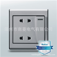【企业集采】外贸开关插座86型墙壁开关插座N320一开四孔