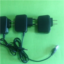 欧规美规国标锂电池充电器强光手电筒充电器