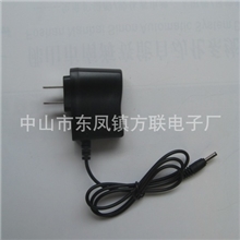 厂家现货供应高品质5V500MA转灯18650充电器