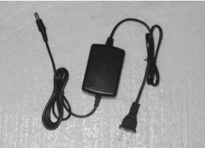 摄像机专用监控电源12V/1A12V1000MA稳压宽电源，监控厂家直销