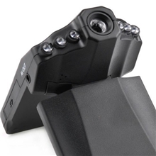 厂家批发F198HD飞机头行车记录仪夜视车载记录器6个灯人诚招代理