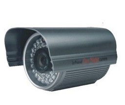 主板防雷击灯板和镜头质量好，日夜两用50米普通红外摄像机批发