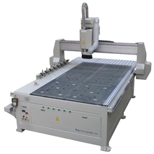 专业供应排列式自动换刀雕刻机长期出售诚信经营质量可靠