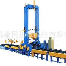 H型钢组立机采用液压马达驱动和齿轮传动
