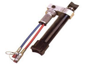 济宁龙鹏供应液压撑顶器（韩国金正）