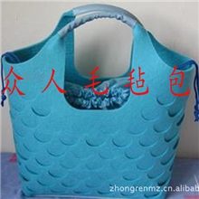 批发供应----------精美时尚新款毛毡包