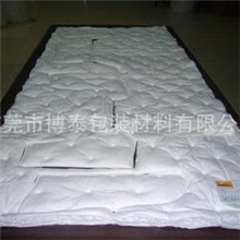 汽车吸音棉、汽车隔音棉、汽车消音棉、汽车发动机吸音隔音棉。