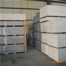 中密度纤维增强硅酸钙板外墙板隔墙挂板隔热保温板吊顶地板