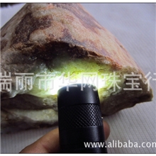 缅甸翡翠半明赌料，绝对A货，假一赔百，量大从优