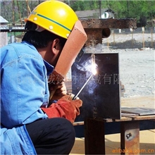 急聘电焊工