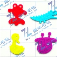 河北南宫振华厂家供应义乌小商品彩色不织布毛毡挂件