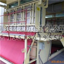 供应双模头设备生产的布面均匀、纵横向拉力强的无纺布