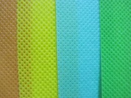 无纺布厂家供应pet无纺布规格齐全颜色各异