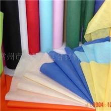 供应PE淋膜无纺布，贴膜无纺布，复膜无纺布，腹膜无纺布，覆膜无