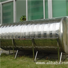 江西宜春万载县2吨商用卧式保温水箱