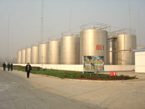 【厂家供应】不锈钢储酒罐、卧式罐、立式罐、运输罐13833664983