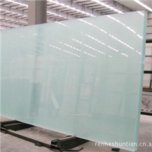 大尺寸化学钢化玻璃