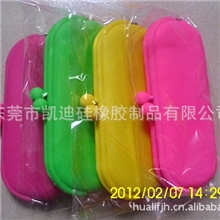 厂家直销POCHI系列硅胶钱包,手机包,眼镜包,名片盒,硅胶制品