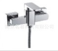 联塑单柄单孔混合沐浴龙头