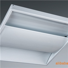 嵌入式间接照明型灯具