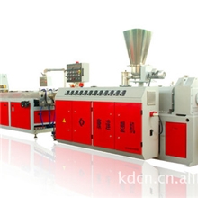 PVC一出四管材生产线