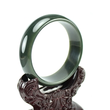 爵饰和田青玉手镯色泽鲜亮宽大气派尊贵无比内径60mm0454