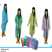 真丝四合扣雨衣一次性雨衣批发成人连体雨衣出口外贸雨衣