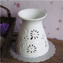 瓷国春秋生产批发陶瓷手工镂空雕花盅形插电香薰灯香薰精油小夜灯