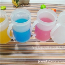 双层塑料冰杯500ML冷冻杯啤酒杯食品级PP料彩盒装红黄蓝绿