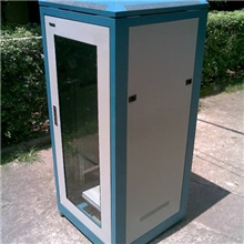 众辉机柜供应18U标准型普通机柜，1米600*600机柜，厂价出售
